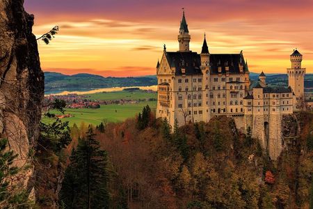 Neuschwanstein Castle Ticket with Audio Guide and Guidebook