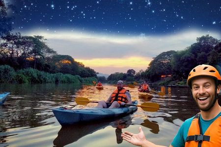 Chiang Mai: Kayak Under the Stars – 6 km to the Heart of the City