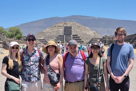 Private Tour of Teotihuacan Pyramids Without Traps for Tourists