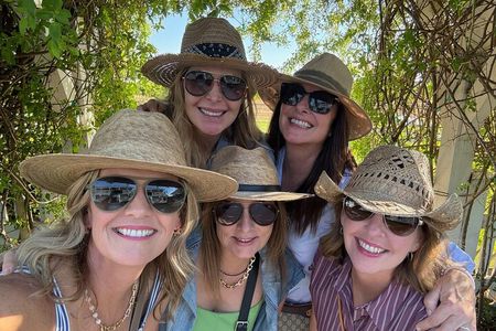Wine Tour Pros - Fredericksburg Texas Wine Tour Up to 10 people