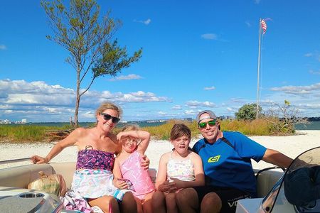 Clearwater 5-Hour Private Boat Charter – Dolphins & Island Hops