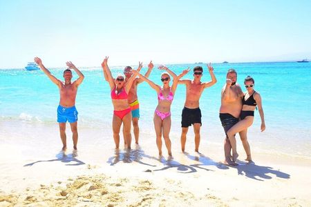Hula Hula Island Snorkeling With Lunch and Transfer - Hurghada