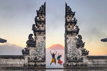 Bali Instagram: Gate of Heavan, Tirta Gangga, Swing and Waterfall