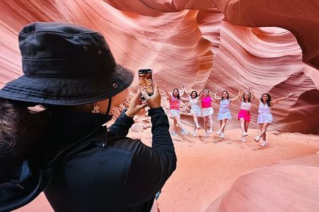 Las Vegas：Lower Antelope Canyon, Horseshoe Bend with Lunch