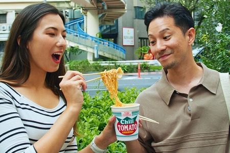 Tokyo Konbini Walk: Snacks, Culture & Hidden Store Gems
