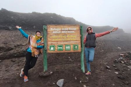 Private Tour Cotopaxi National Park: hiking experience to 4800 m