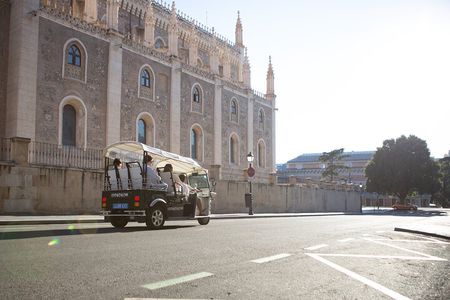 Express Tour of Madrid in Private Eco Tuk Tuk