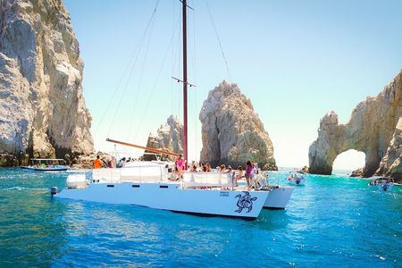 Los Cabos Private Catamaran Sunset Cruise with Snacks & Open Bar
