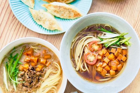 Make Vegan Ramen & Gyoza in Arashiyama,Kyoto