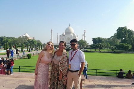  Taj Mahal & Agra Full Day Tour From Delhi