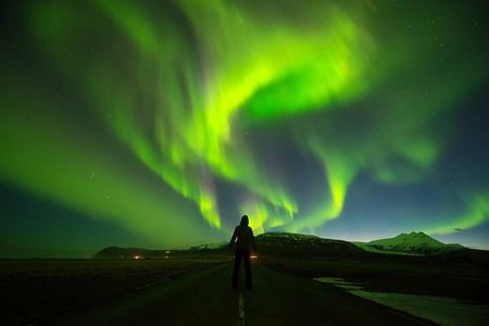 Private Northern Lights Tour with Icelandic Treats