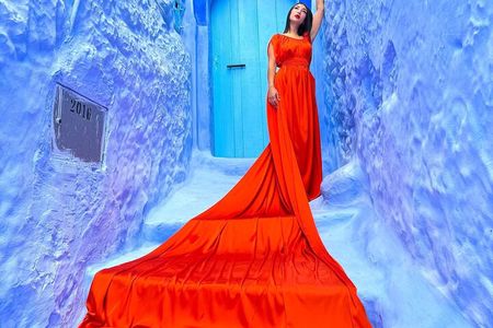 Chefchaouen Flying Dress: pro photoshoot