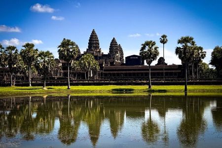 Angkor Wat Temples Private Day Tour from Siem Reap