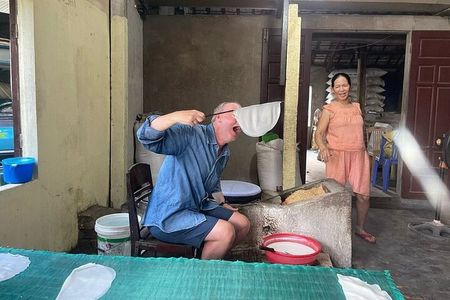 Hoi An Cycling- Fishing net -Rice Wine- Noodle Making- lunch 