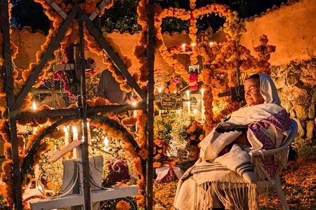 The real "Dia de muertos" tour in Mixquic + secret cemetery