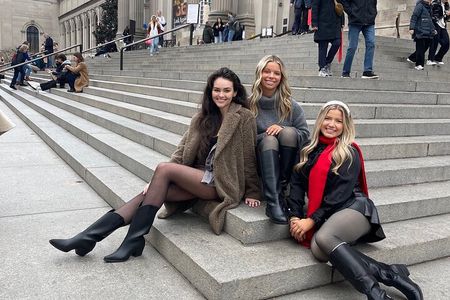 New York City Gossip Girl TV Show Sites Bus Tour