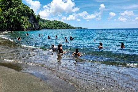 Explore Secret Beaches in Grenada