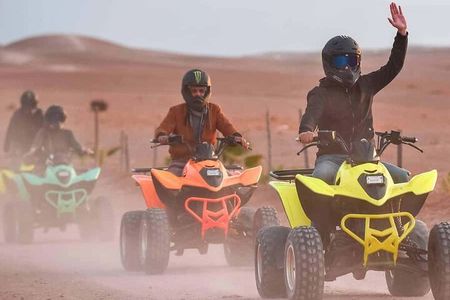 Marrakech: Agafay desert experience Quad and camel & dinner show