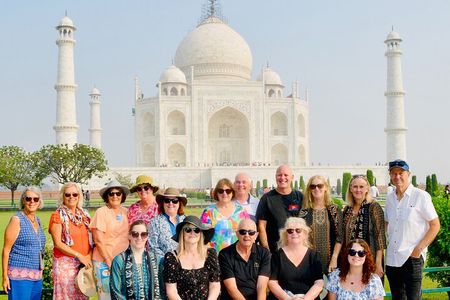 Taj Mahal and Agra Same Day returning Tour from Delhi by Car