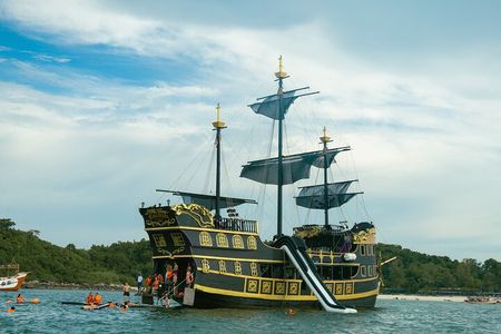 Sunset Pirate Adventure Cruise to Koh Larn from Pattaya