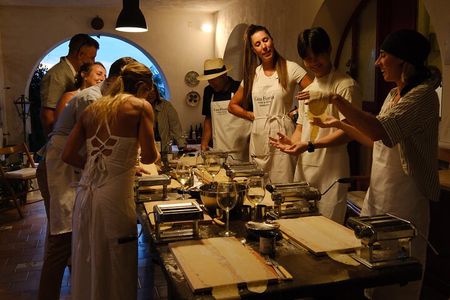 Sorrento : Cooking class & Wine Pairing with Sommelier by the Sea