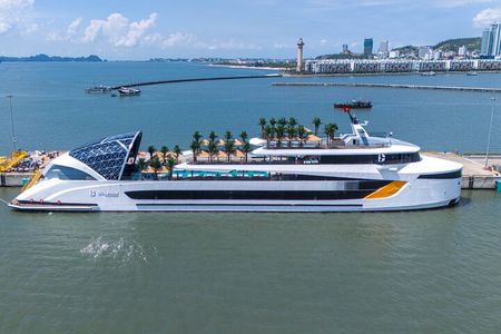 DOLPHIN HALONG CRUISE - The Largest Day Cruise in Ha Long Bay