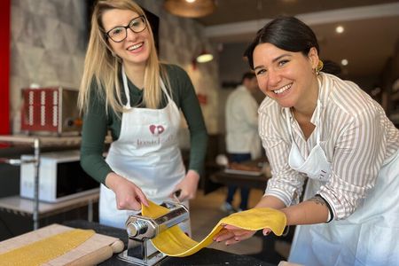 Rome Small Group Pasta Making Class with Wine and Italian Chef