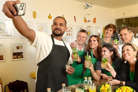 Mexican Cocktail & Appetizers Class in Playa del Carmen