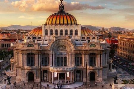 Ghosts and Secrets to Dia de Muertos Downtown Tour 