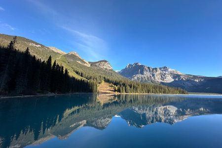 Day Trip to Emerald & Minnewanka Lakes, Natural Bridge & Banff