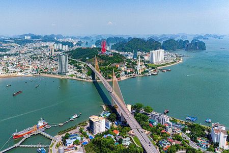 Halong Bay Shore Excursion: Half Day Ha Long City Tour with Guide
