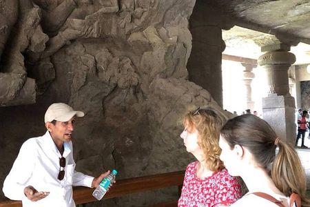 Elephanta Caves and Mumbai City Half-Day Tour including Guide