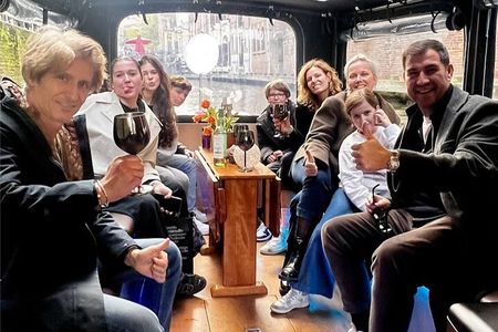 Group Boat Tour of Amsterdam Canals