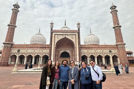 Full Day Private Guided Delhi City tour by Car with Guide