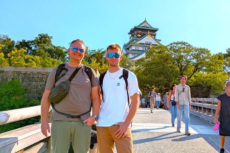 Private 3-Hour Guided Tour of Osaka Castle and Historical Museum