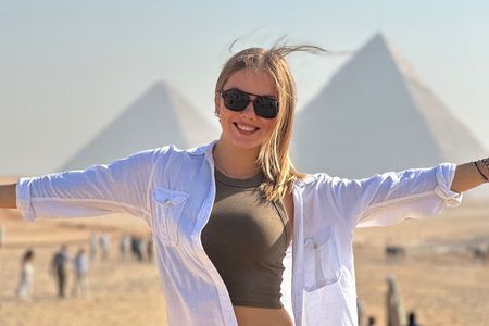 Private Giza Pyramids ,Camel, Sphinx & Grand Egyptian Museum Tour