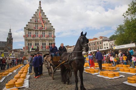 Private Day Trip to Utrecht, Oudewater and Gouda from Amsterdam