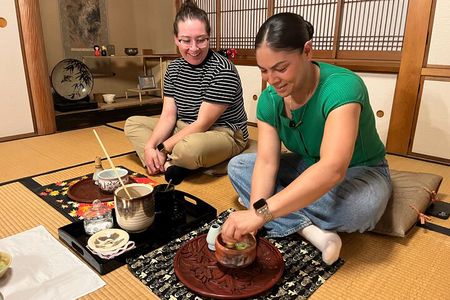 Yokohama: Sushi & Gyoza Cooking with Matcha & GreenTea Experience
