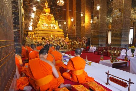 Cultural Treasures of Bangkok: Temples & Royal Palace Tour
