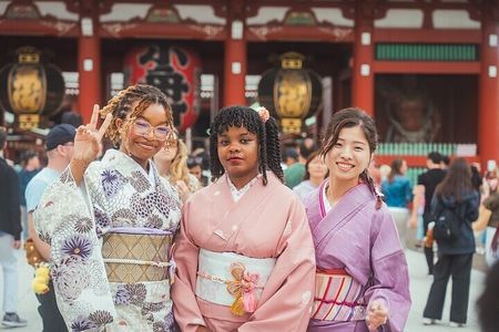 Tokyo Private Walking Tour Custom Itinerary with Local Guide