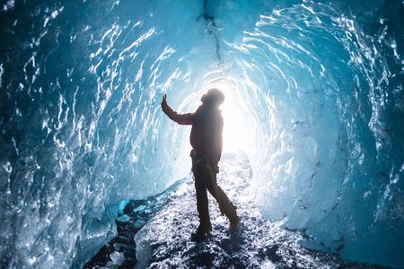 Skaftafell Glacier Hike & Blue Ice Cave Adventure – Small Group