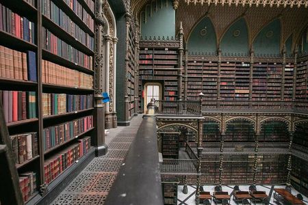 Hidden Gems Tour of Rio - by Alan Denis