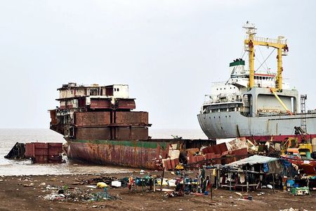 2 Day Shipbreaking Yard Tour from Dhaka