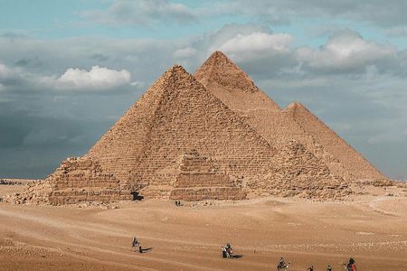 Giza Pyramids, Sphinx & Grand Egyptian Museum (GEM) Private Tour