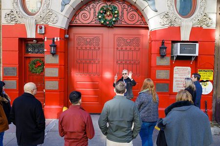 Christmas City Light Walking Tour in New York