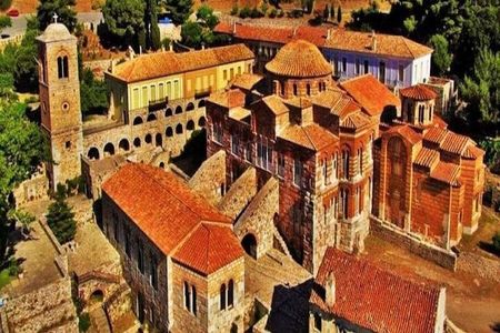 Delphi & Hosios Loukas Monastery Full Day Tour From Athens