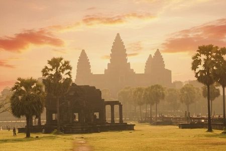 Angkor Wat Full-Day Private Tour – Bayon & Ta Prohm Highlights