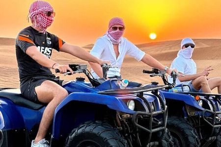 Dubai: Vip Red Dunes Safari with 4x4 Pick/Drop Camel Dinner Shows