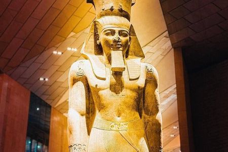 Hurghada : Cairo – Pyramids, Sphinx & Museum by Flight