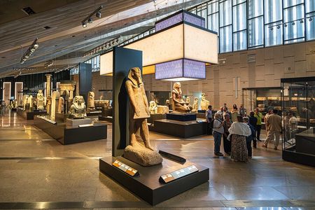 Private Tour Giza Pyramids Sphinx and New Grand Egyptian Museum 